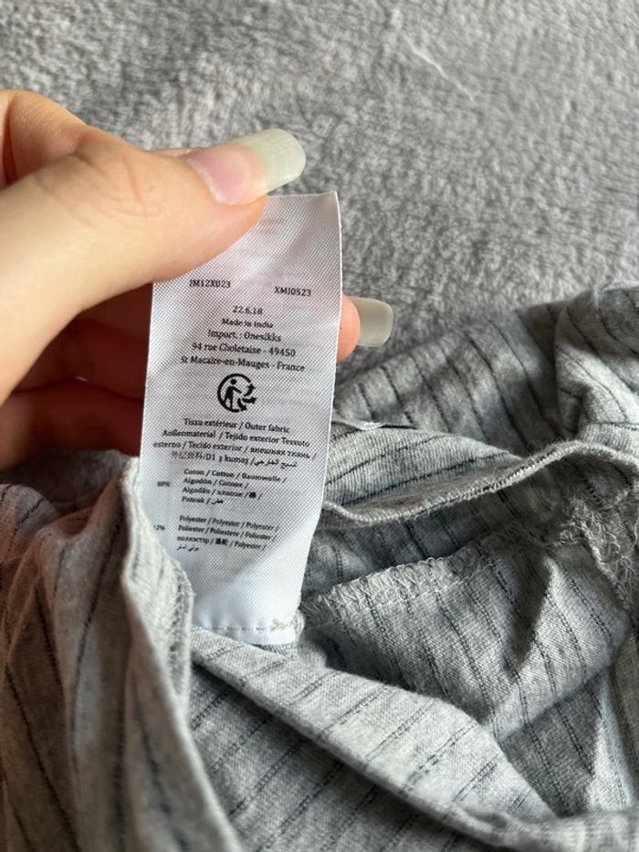 Pull gris chiné avec des rayures noires Col avec des boutons Ikks 14 ans 88% coton - photo numéro 5