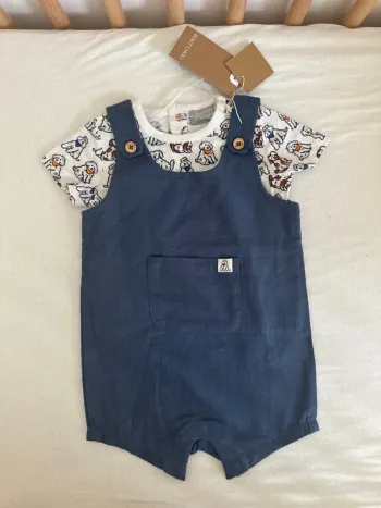 Ensemble tee shirt + salopette