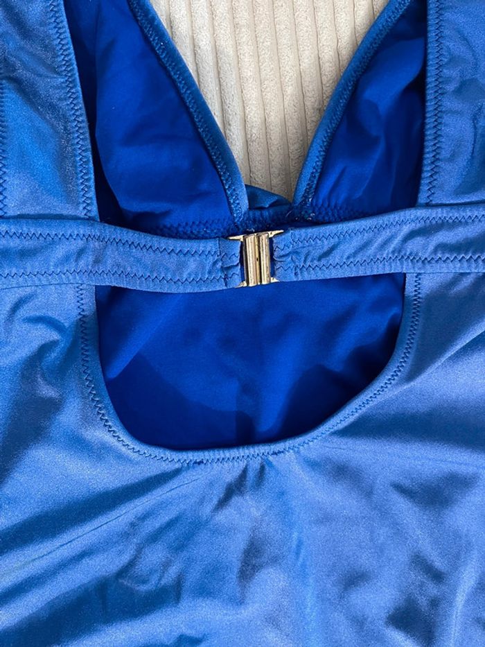 Maillot de bain bleu brillant - photo numéro 6