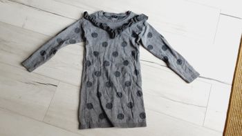 Vêtement fille robe pull grise à ronds brillants argentés Kiabi 6 ans
