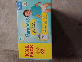Boîte de couche pampers premiem protection taille 5 a 22€