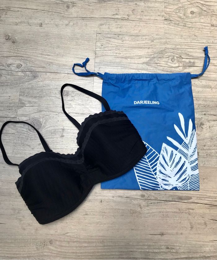 Haut de maillot de bain Darjeeling 95E bandeau noir gaufré croquet bretelles amovibles à armatures - photo numéro 2