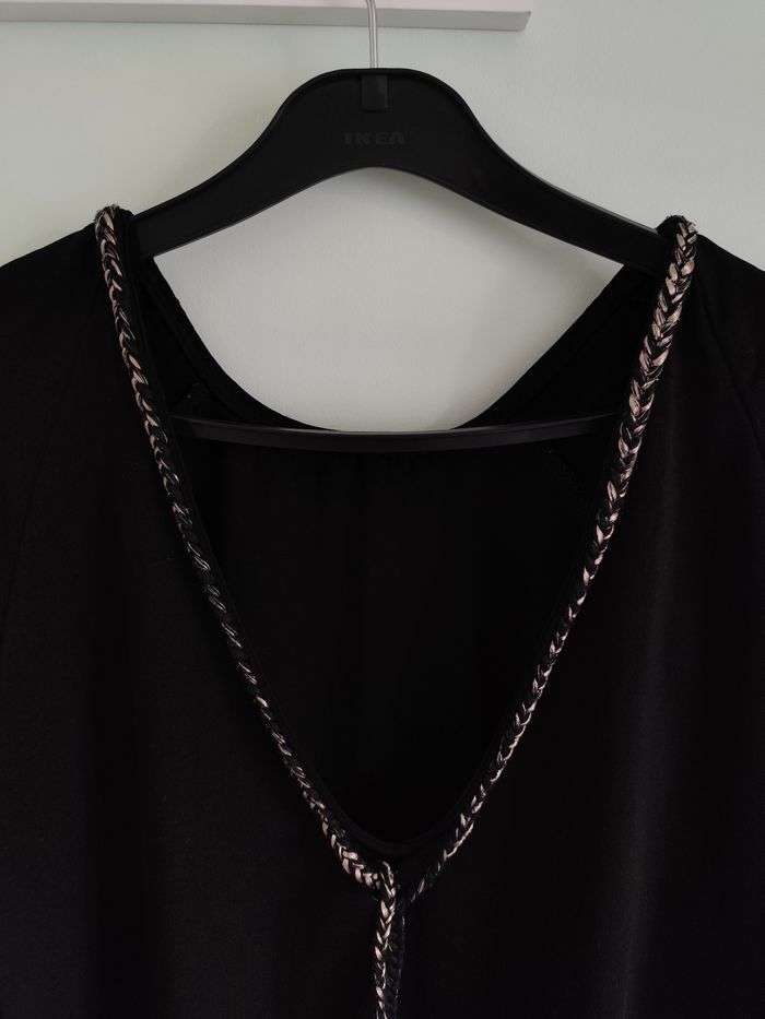 Robe noire taille M/L - photo numéro 3