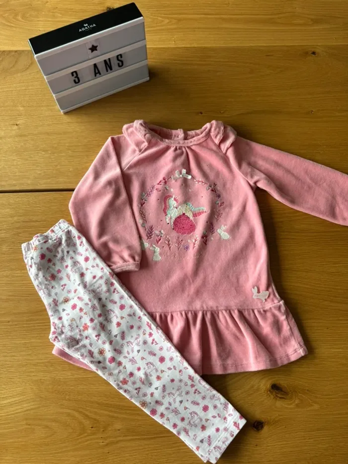 Chemise de nuit velours rose et bas en coton, thème licorne 🦄 - Taille 3 Ans