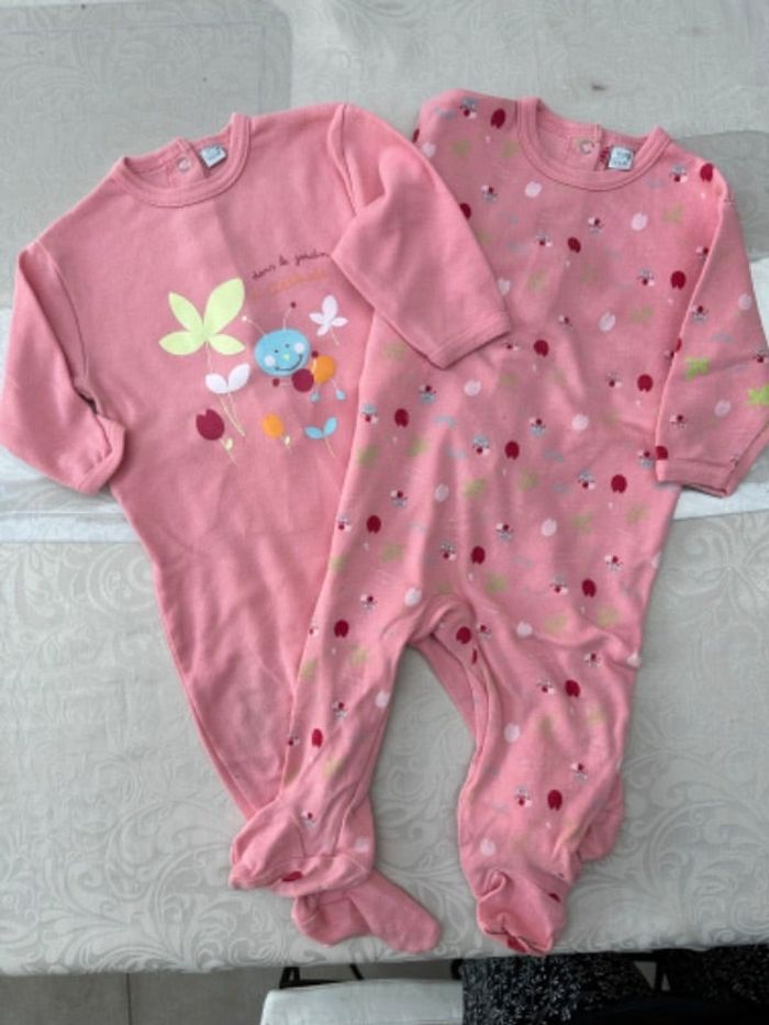 2 pyjamas 12 mois