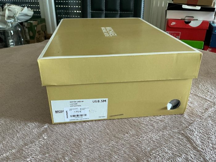 Michael Kors Dottie cuir blanc/beige/or – Taille 40 – Comme neuve - photo numéro 3