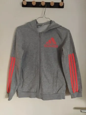 Veste Adidas taille 12 ans