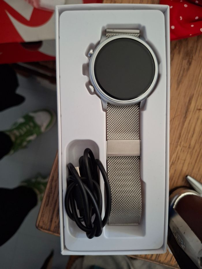 Montre connecté mixe - photo numéro 3