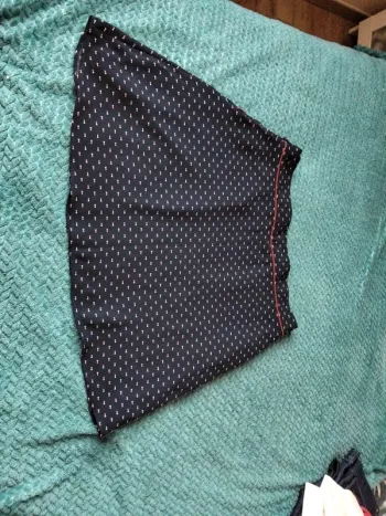 Jupe triangle neuve