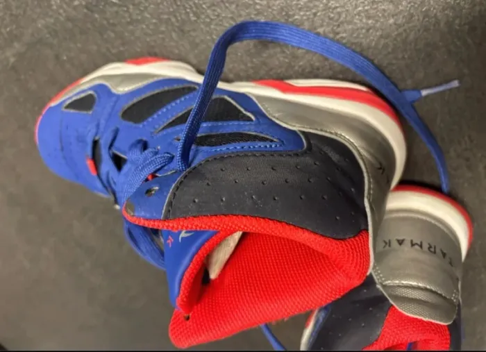 Baskets Tarmak T.35 bleu et rouge – très bon état - photo numéro 6