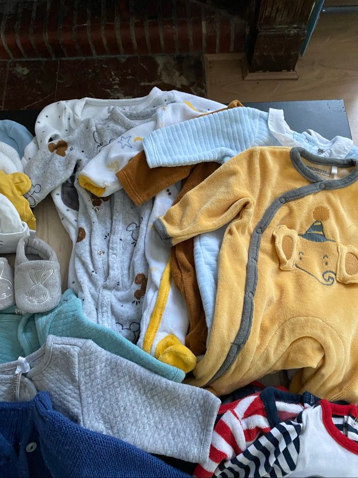 Lot de vêtements garçons taille naissance - photo numéro 5