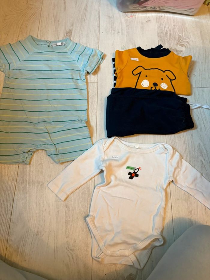 Lot 3 mois garçon - photo numéro 4