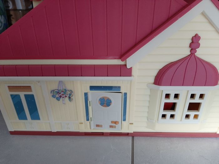 Maison Bluey + 4 figurines - photo numéro 2