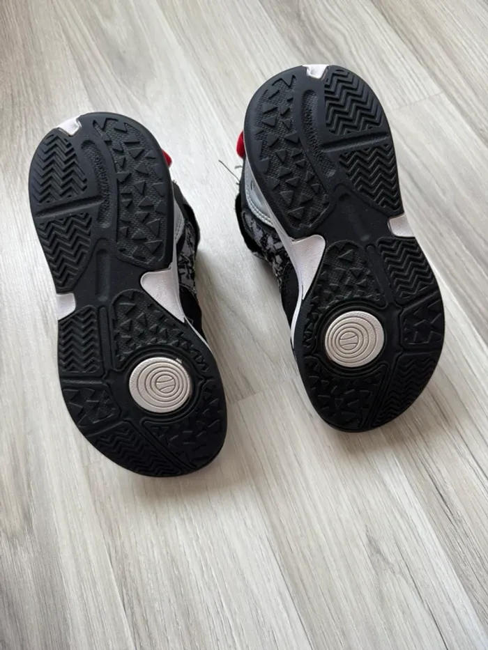 Chaussure de basket enfant - photo numéro 5