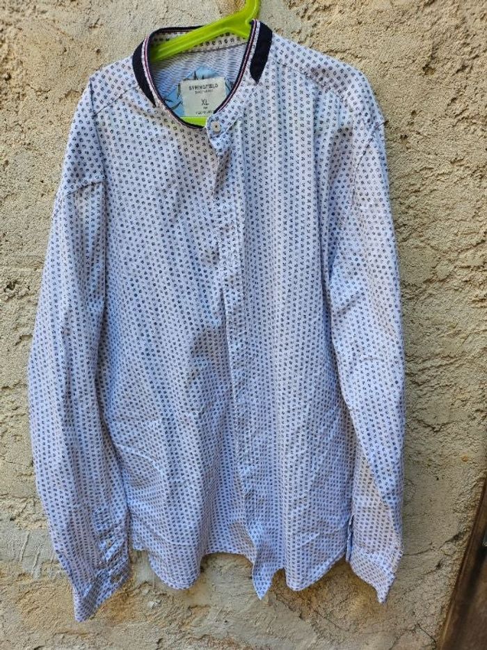 Chemise blanche à motif