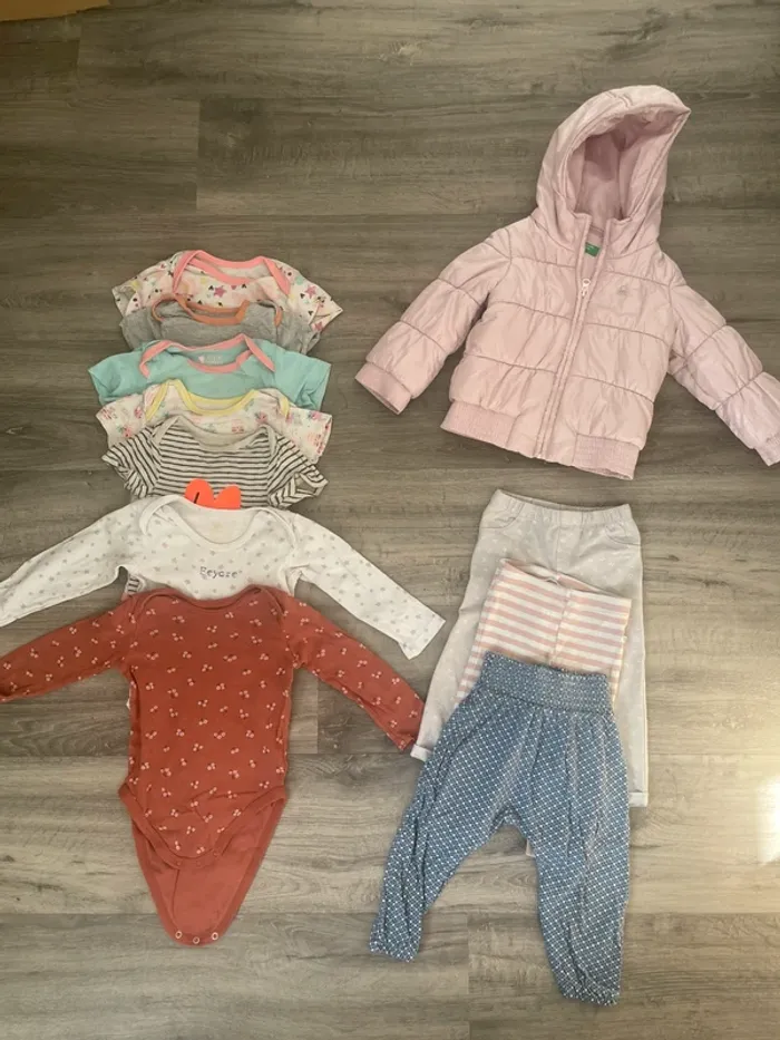 Lot vêtements 24 mois