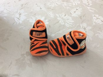Chaussons Tigrou pointure 19