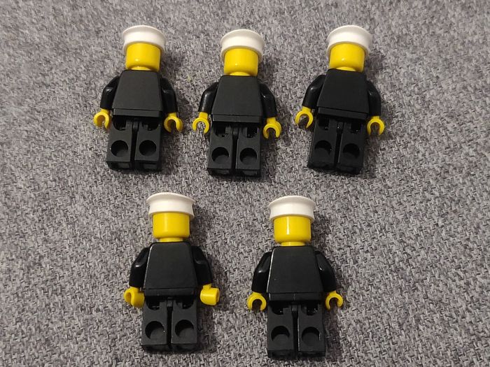 5 Figurines Lego policier vintage - excellent état - authentique - photo numéro 6