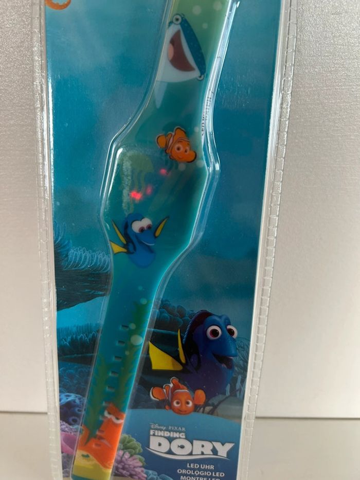 Disney Nemo & Dory Montre/Watch L.E.D ( neuf sous Blister) - photo numéro 5