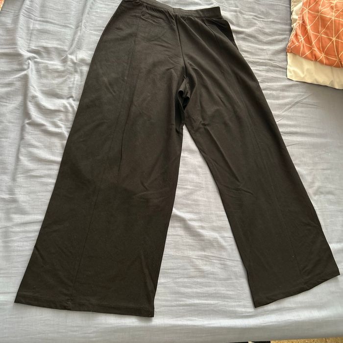 Pantalon femmes pattes larges taille S - photo numéro 2