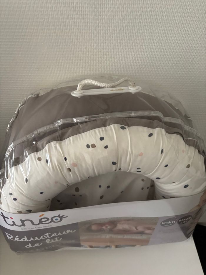 Réducteur de lit tinéo bébé neuf avec étiquette - photo numéro 8