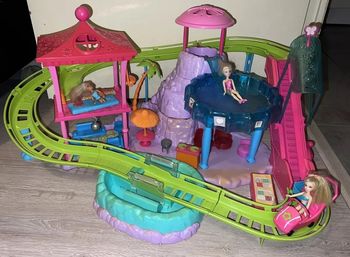 Polly Pocket parc aquatique / par d’attraction