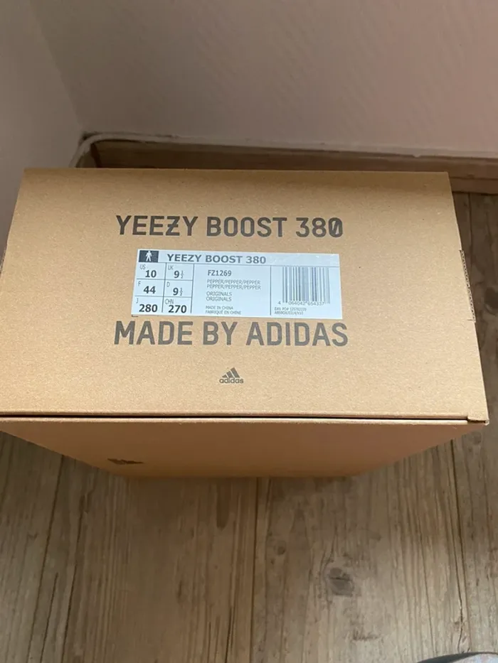 Yeezy Boost 380 Pepper (Non- Reflective) - photo numéro 8