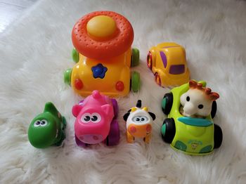 Lot jouets qui roulent