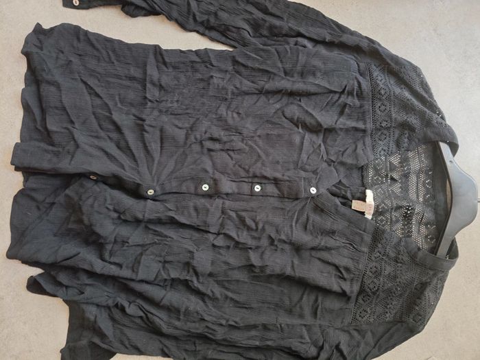 Chemise manches longues brodée noire esprit T.40 - photo numéro 2