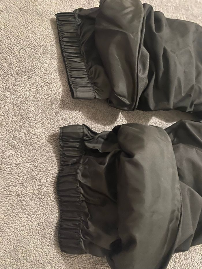 Pantalon de ski neuf 5 ans - photo numéro 4