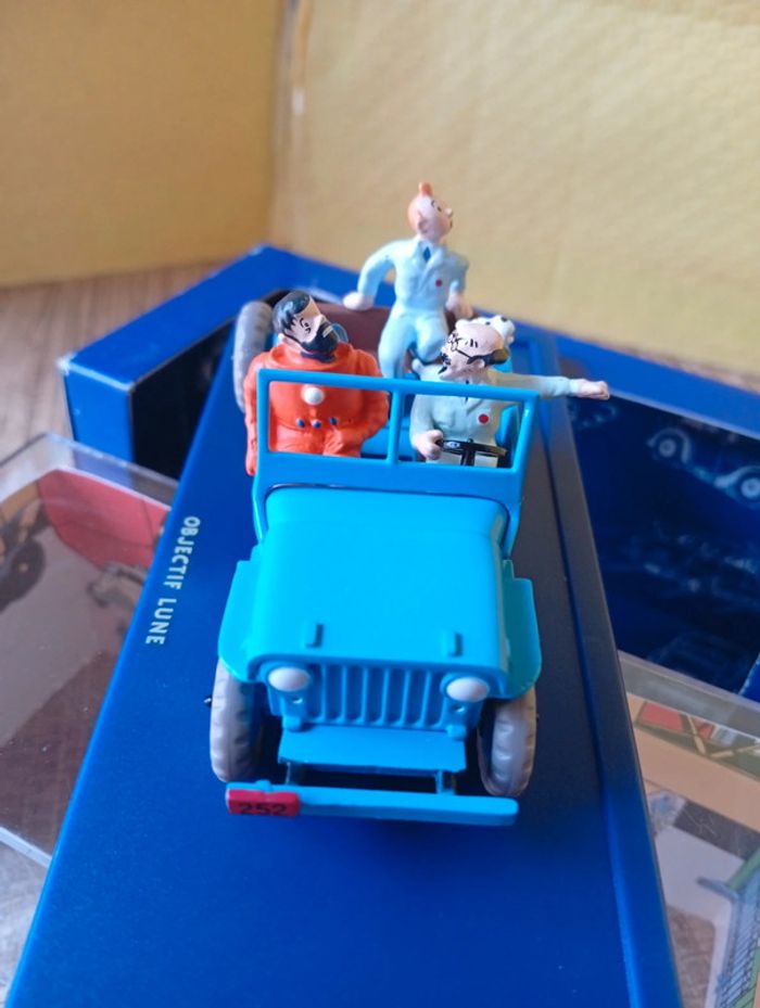 En voiture Tintin objectif Lune Hergé moulinsart 2001 - photo numéro 5