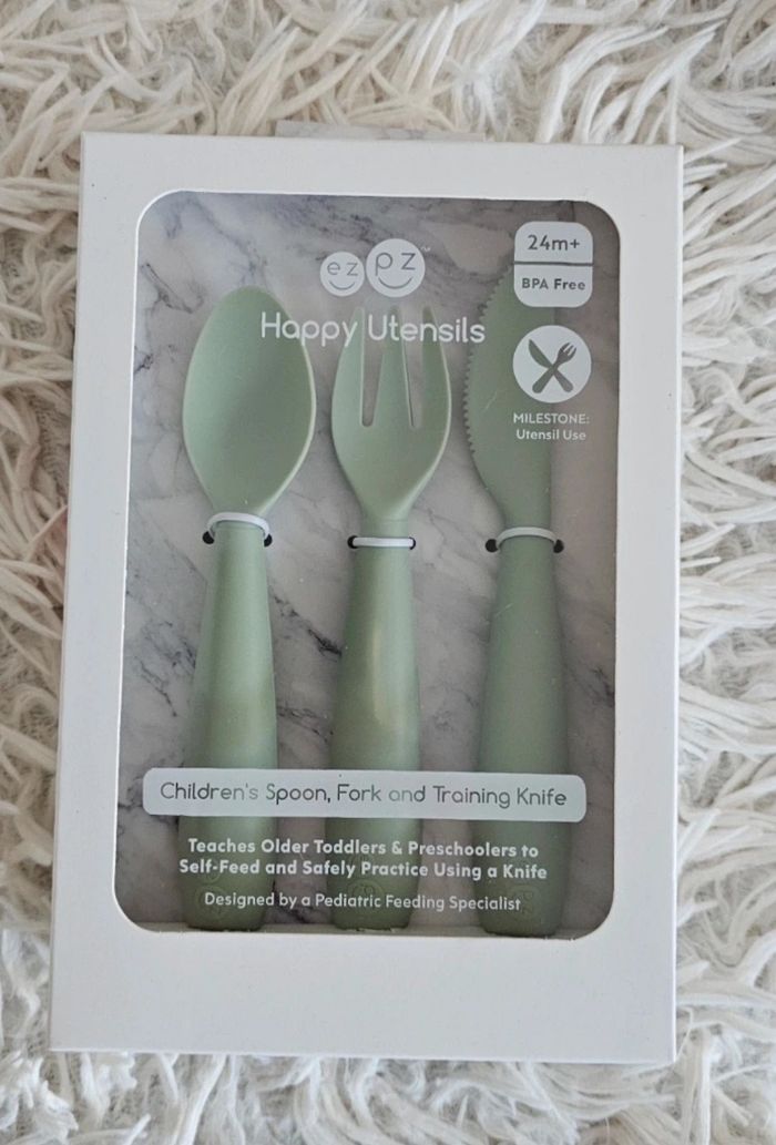 Ensemble de couverts EZPZ vert sauge Neufs