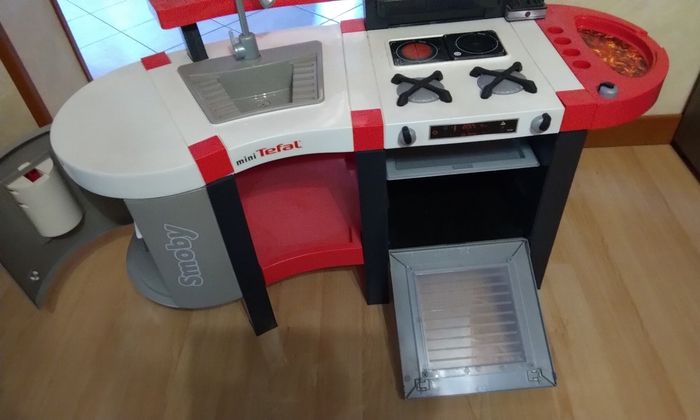 Cuisinière Smoby petit chef et gros lot de dinette - photo numéro 3