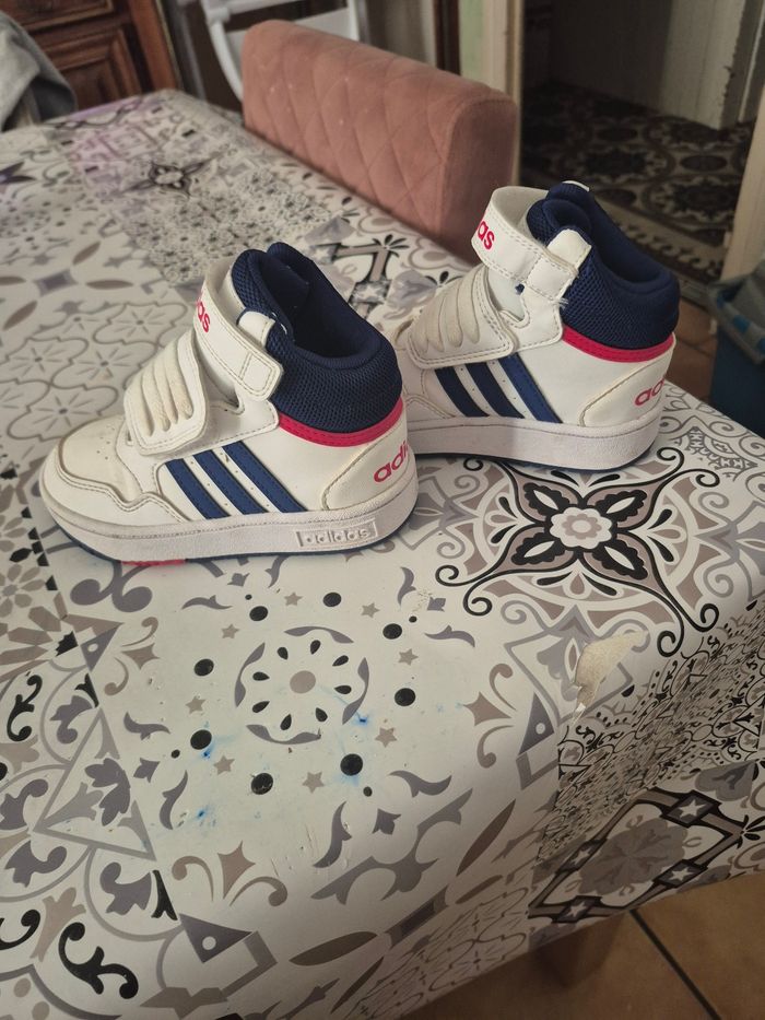 Basket adidas  montante - photo numéro 2