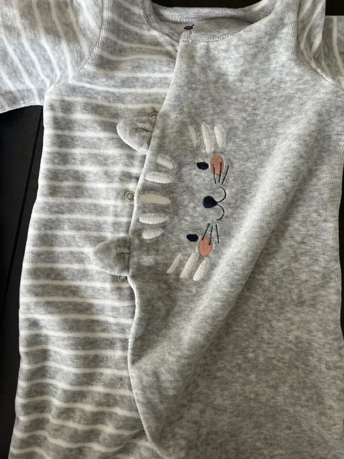 Lot de deux jolis pyjamas chaud 3 mois - photo numéro 5