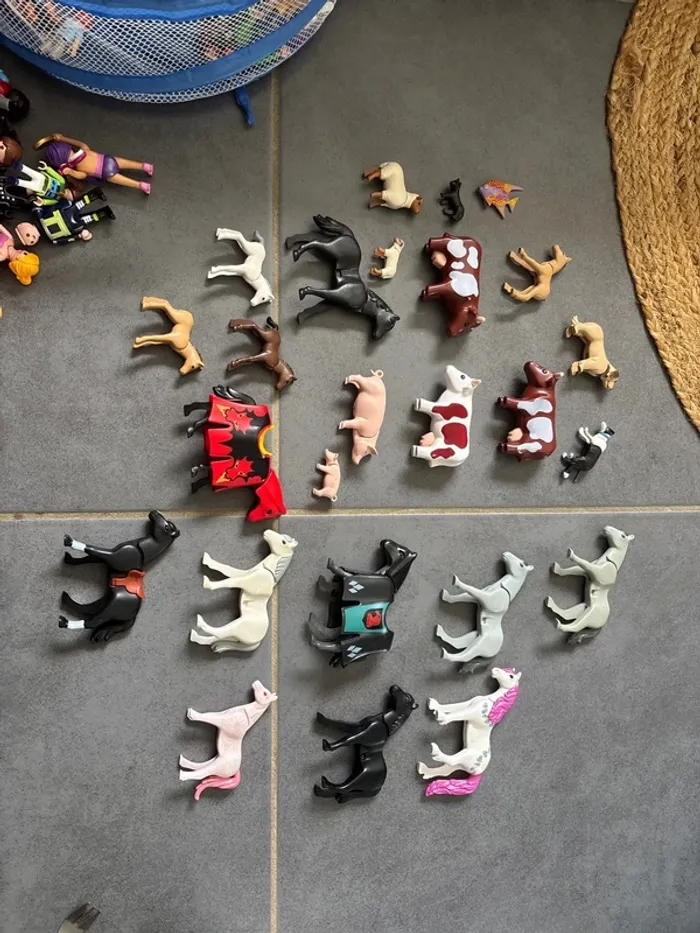 Personnages playmobil enfants adulte animaux chevaux, poulain - photo numéro 2