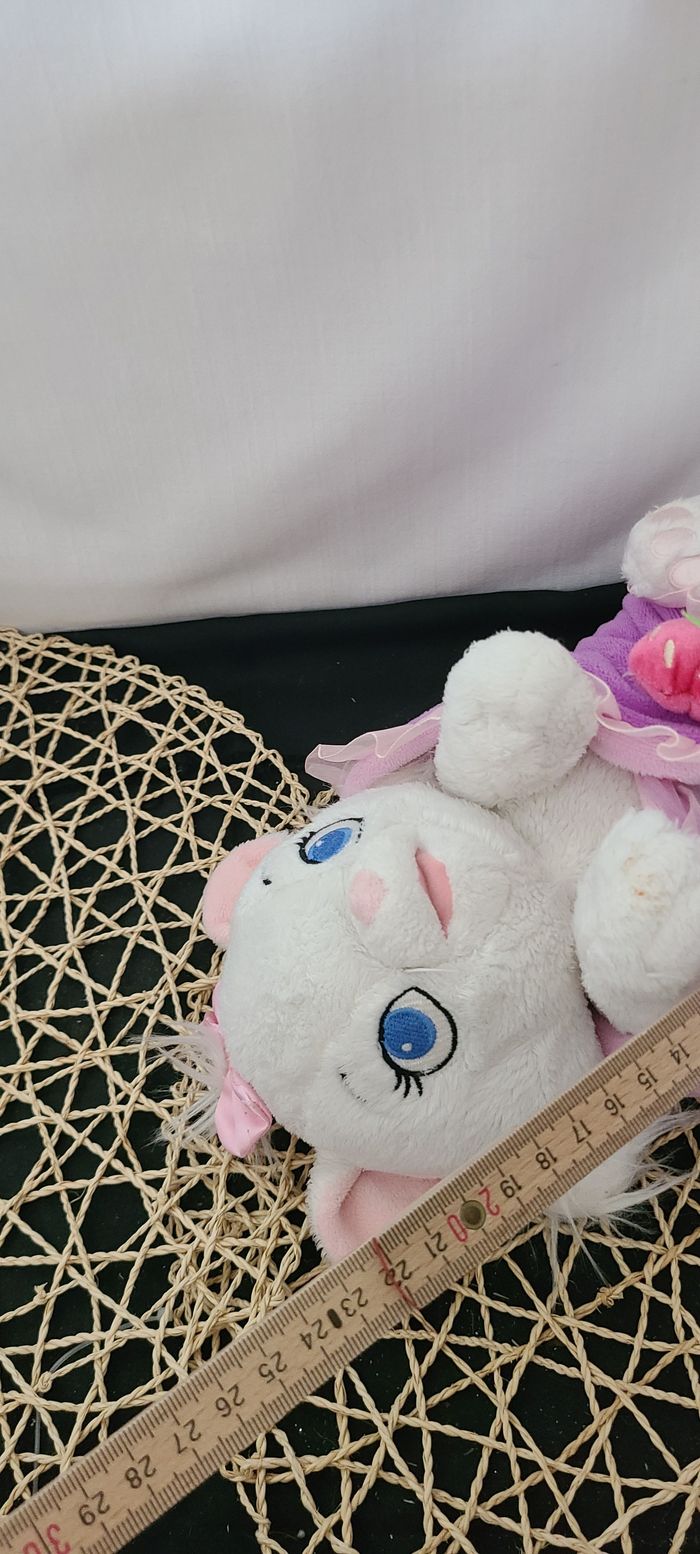 Peluche Chat Marie Couverture Violet Rose Tulle Fraise DISNEY BABIES PARKS - photo numéro 4