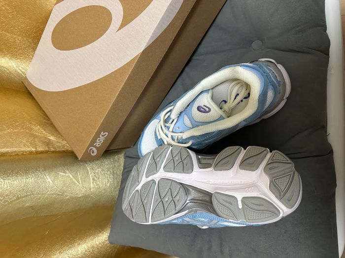 Baskets Asics GEL-NYC bleues 38 - photo numéro 2