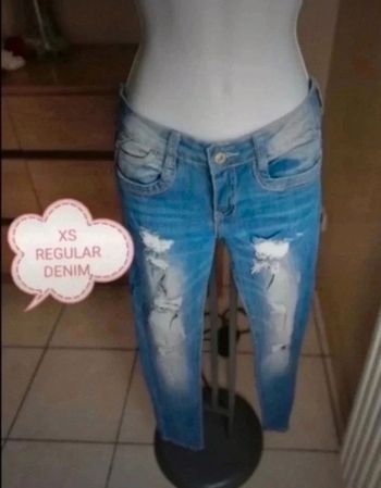 Jeans troué femme.34..