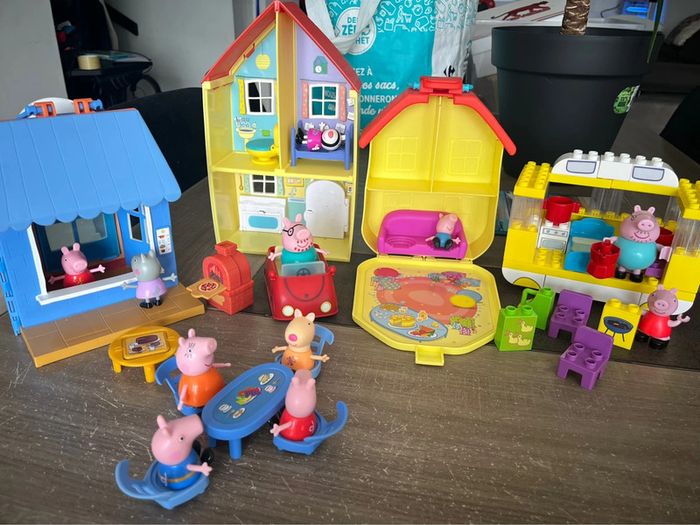 lot peppa pig