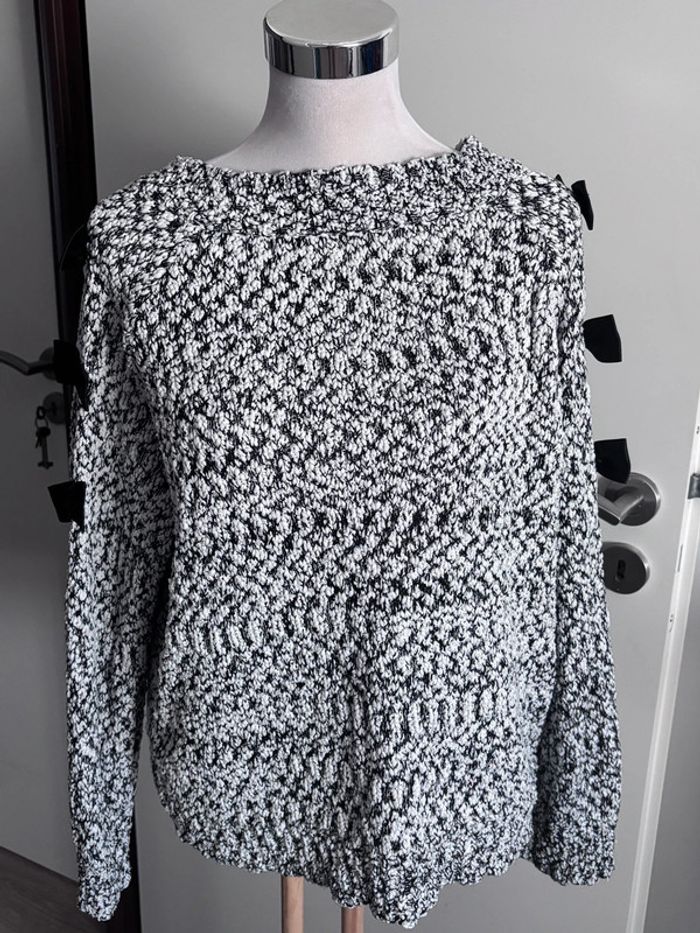 Pull avec des noeuds - photo numéro 3