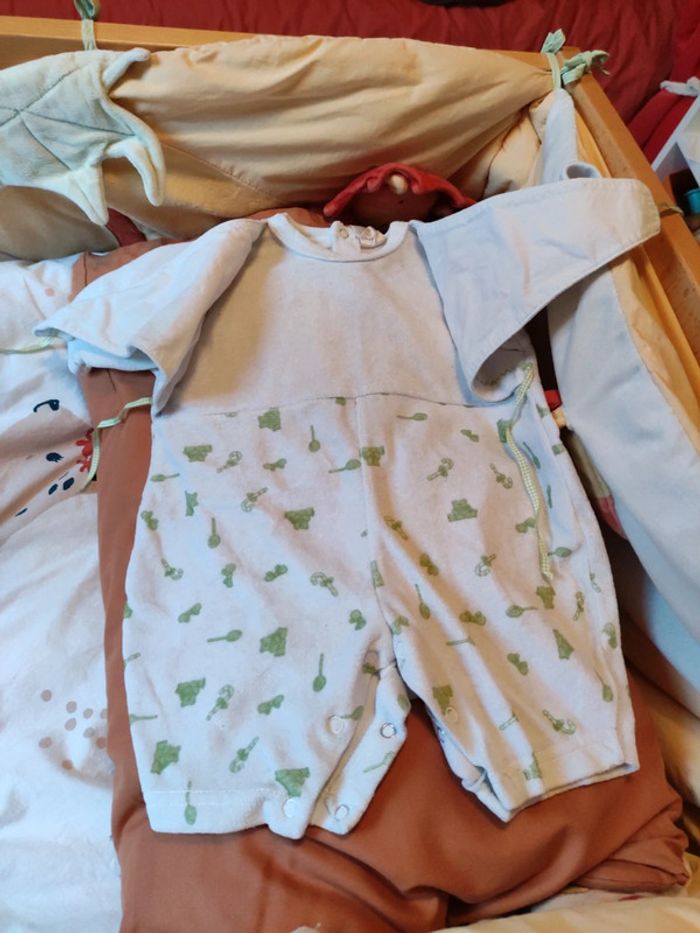 Pyjama taille 1 mois - photo numéro 2