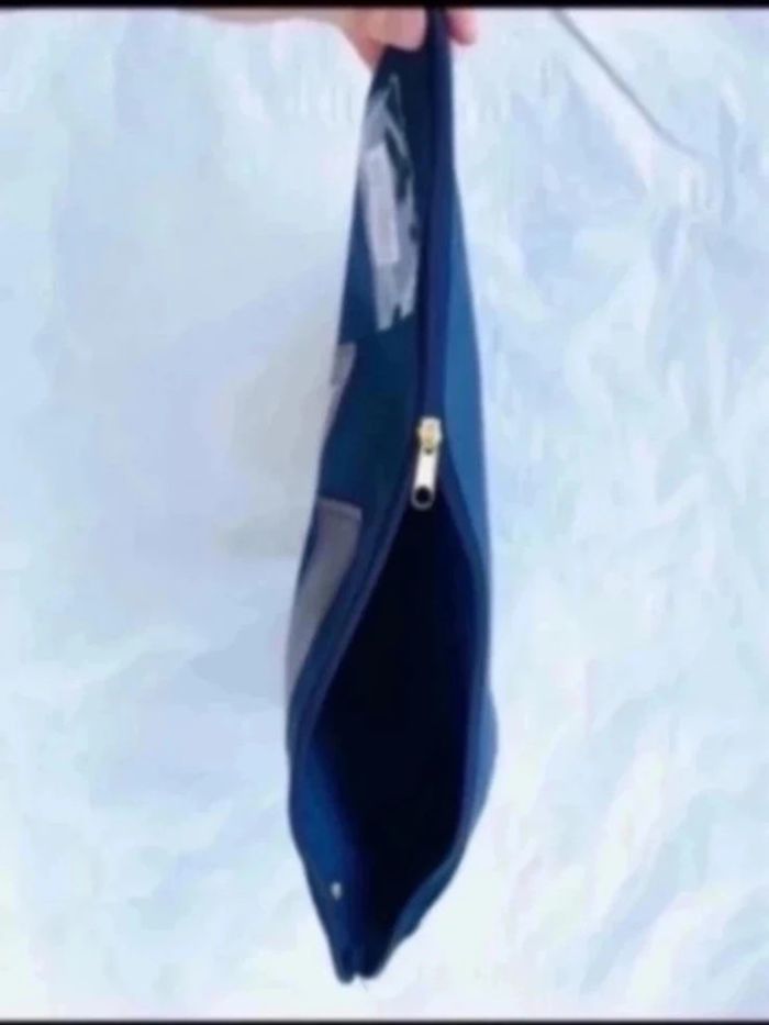 Sublime Pochette sac zippé à fermeture à glissière imperméabilisé bleu marine Alba neuv - photo numéro 3