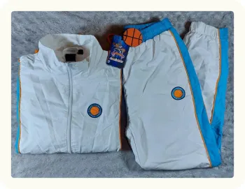 Ensemble survetement veste + pantalon Snipes Space jam Neuf