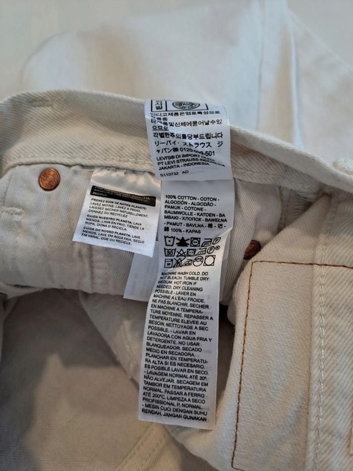 Jeans Levi's 501 27x28 neuf - photo numéro 5