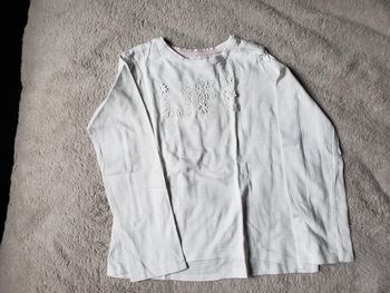 T-shirt blanc motif "Life" en petites fleurs taille 6 ans