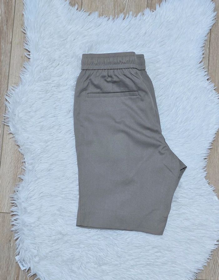 Short Next taille EUR 38 - photo numéro 5