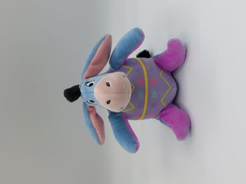 Petite peluche âne Bourriquet mauve bleu DISNEY NICOTOY déguisé en œuf de Pâques 16 cm