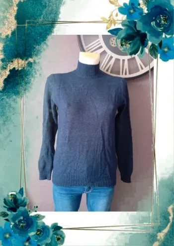Pull taille S villa clothes