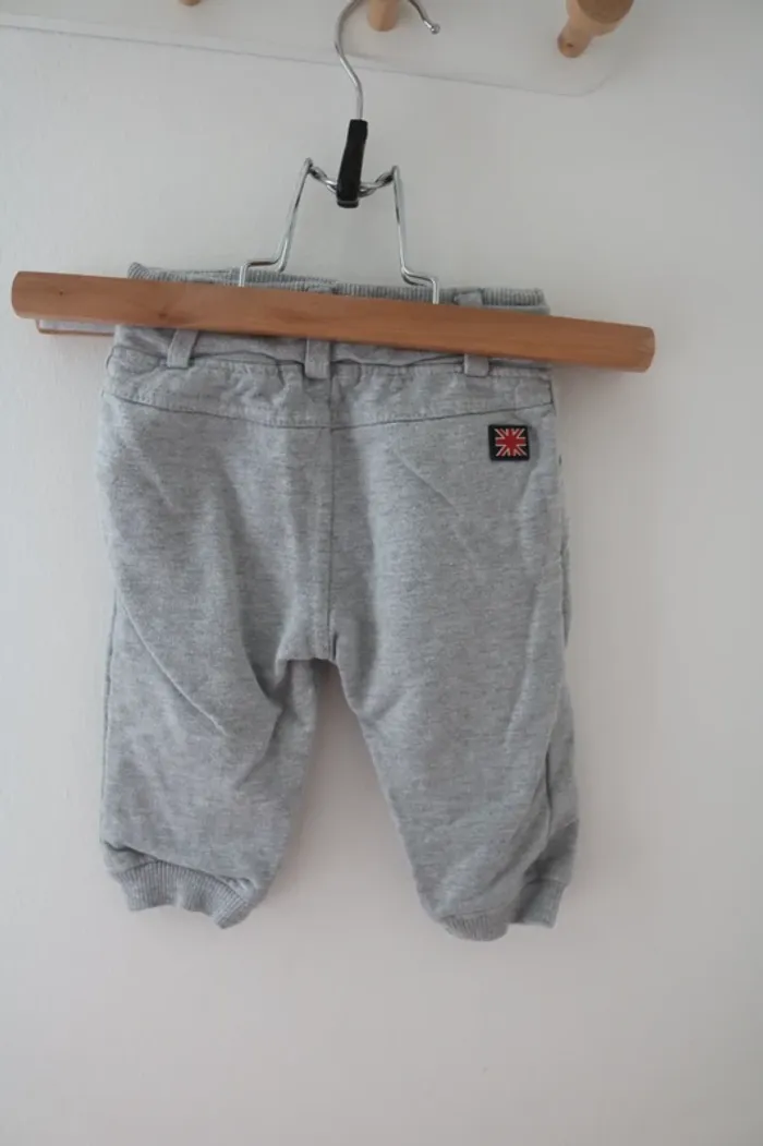 Ensemble haut/jogging Mes petits cailloux et gilet Tex 6 mois - photo numéro 3